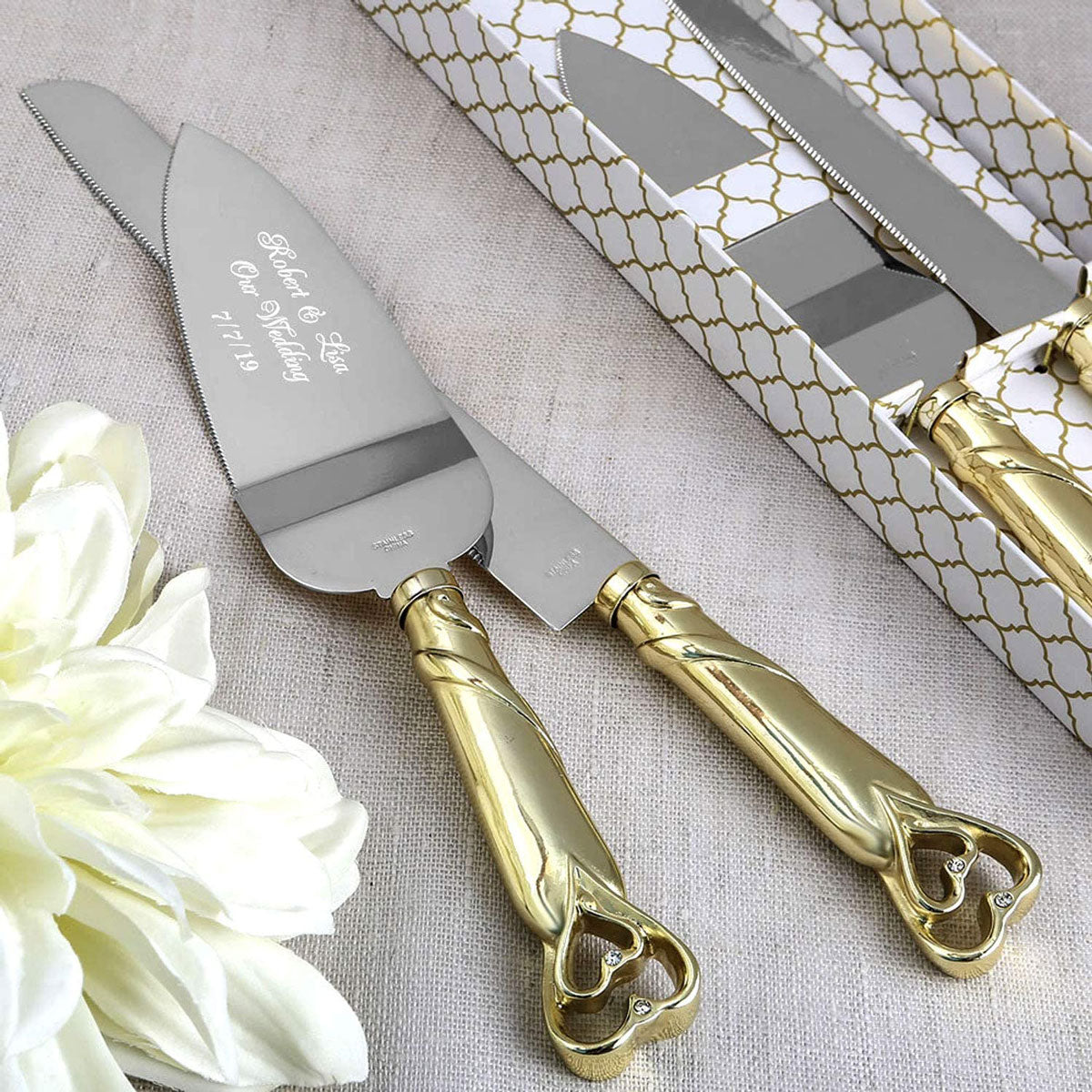 My Favorite Knife - Knife For Cutting Cake - Miles Kimball