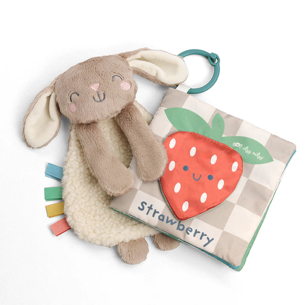 Itzy Learn & Snuggle Gift Set™
