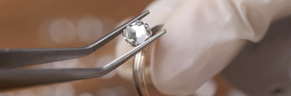 does moissanite pass a diamond tester iceatl