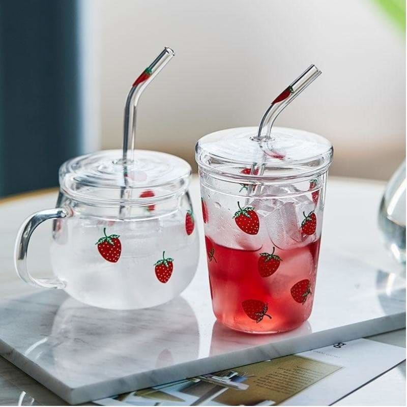 https://cdn.shopify.com/s/files/1/0520/0301/2779/files/kawaii-strawberry-glass-water-cup-with-straw-lid-k19104-557_1024x.jpg?v=1686289939