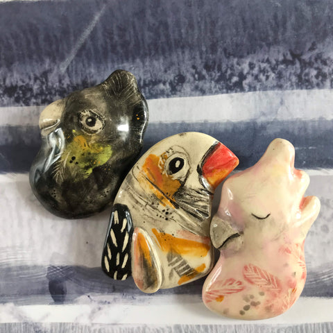 bird ceramic brooches by artist Isabel Lopes