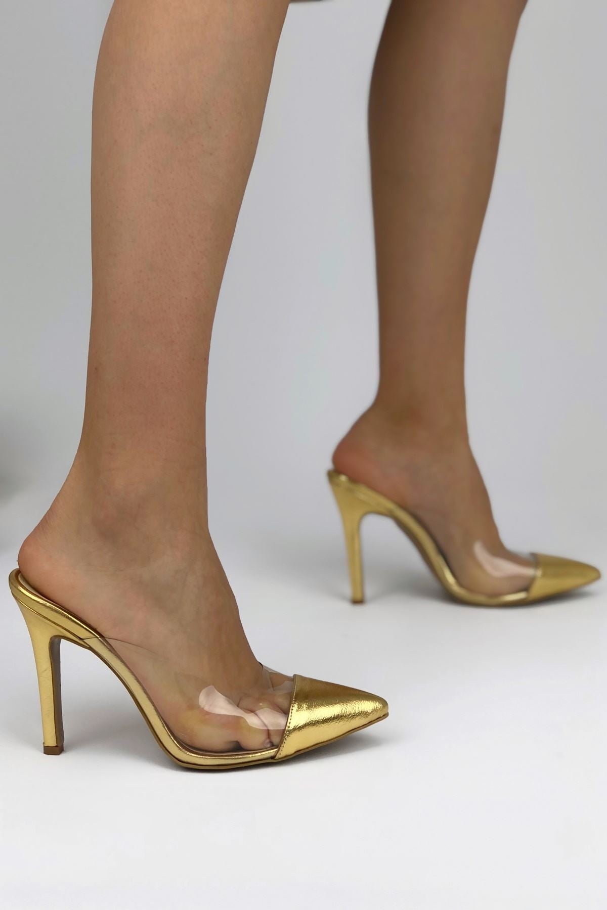 Image of Women's Shiny Gold Heeled Slippers