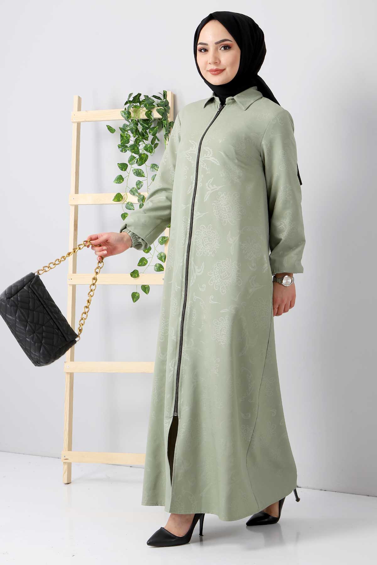 Image of Women's Mint Green Jacquard Abaya