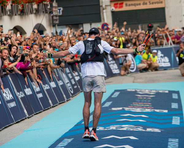 Jonathan Albon wins CCC race at UTMB 2023 | Image Gilly Photography