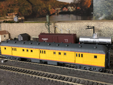 Completed Bethlehem Car Works 4176-1766 HO Scale Union Pacific Horse-Baggage Automobile Car