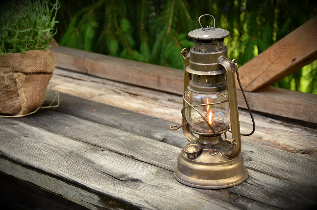 the origin and development of lamps and lanterns