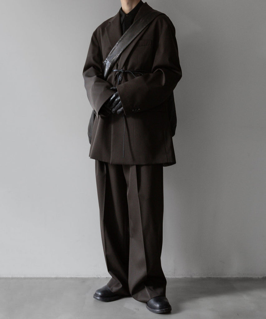 stein シュタインの24SSシーズンのLONG WIDE TROUSERS