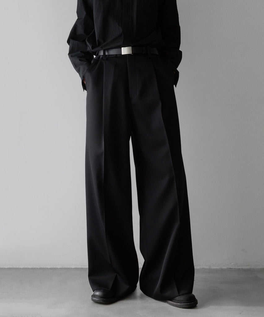 steinの24SSシーズン、EXTRA WIDE TROUSERS