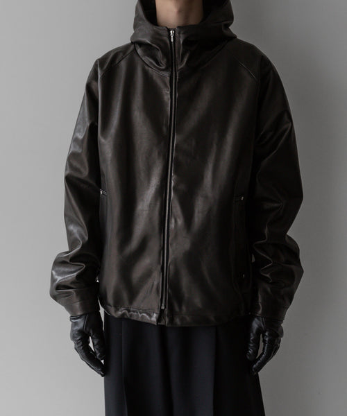 stein(シュタイン)の24SSコレクションLEATHER HOODED SHORT JACKETのBLACK