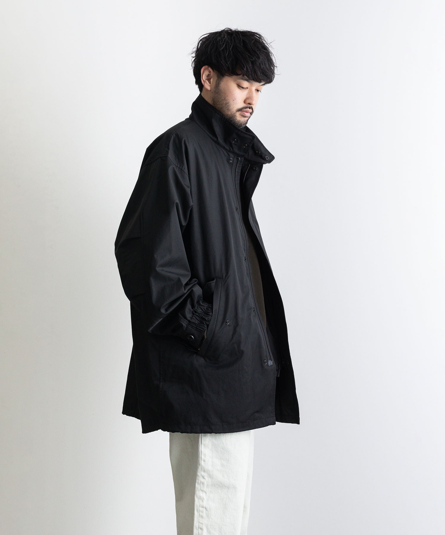 定価の88％ＯＦＦ 未使用 UNTRACE REVERSIBLE MODS COAT Black