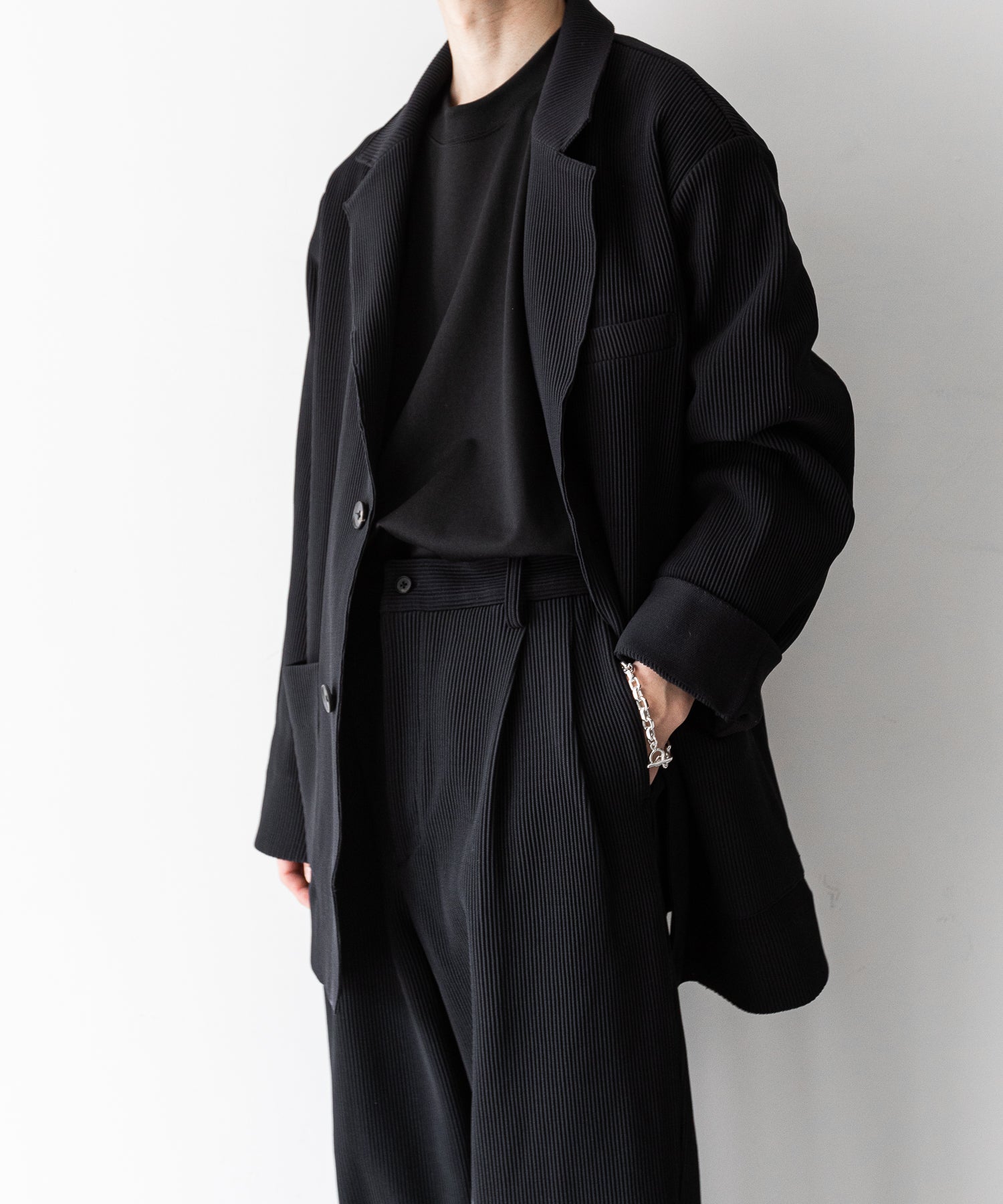 stein / シュタイン】OVERSIZED GRADATION PLEATS JACKET - BLACK