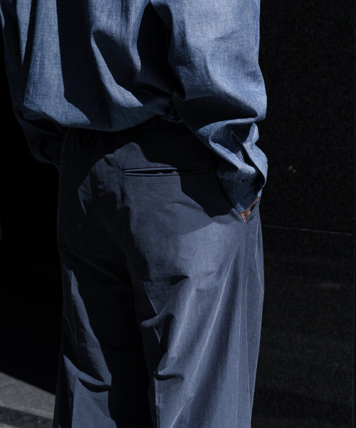 KANEMASA】FIBRI CUPRO VINTAGE EASY TUCK PANTS - CHARCOAL NAVY