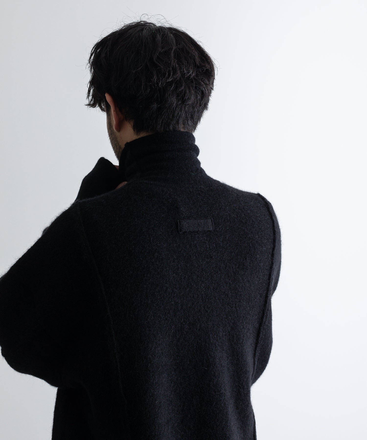 stein / シュタイン】EXTRA FINE KID MOHAIR TURTLE NECK LS - BLACK