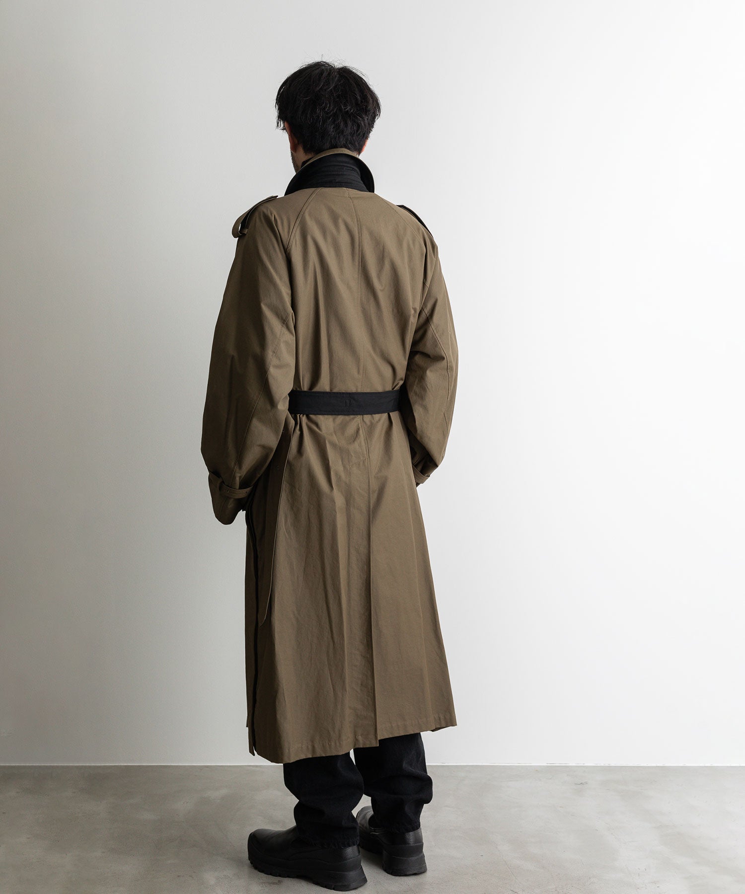 stein】OVERSIZED CONTRAST TRENCH COAT - DARK BEIGE | 公式通販