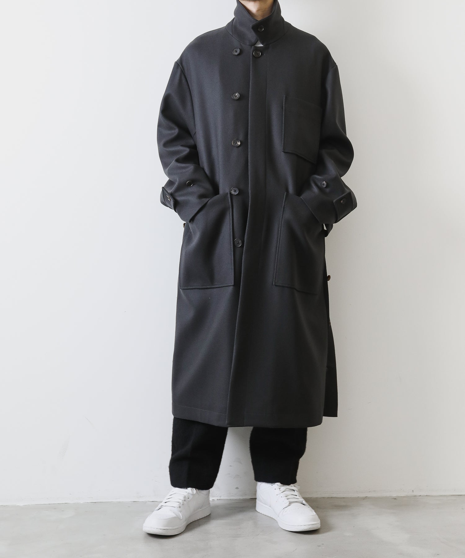 Stein OVERSIZED DOUBLE BUTTON COAT black - ステンカラーコート