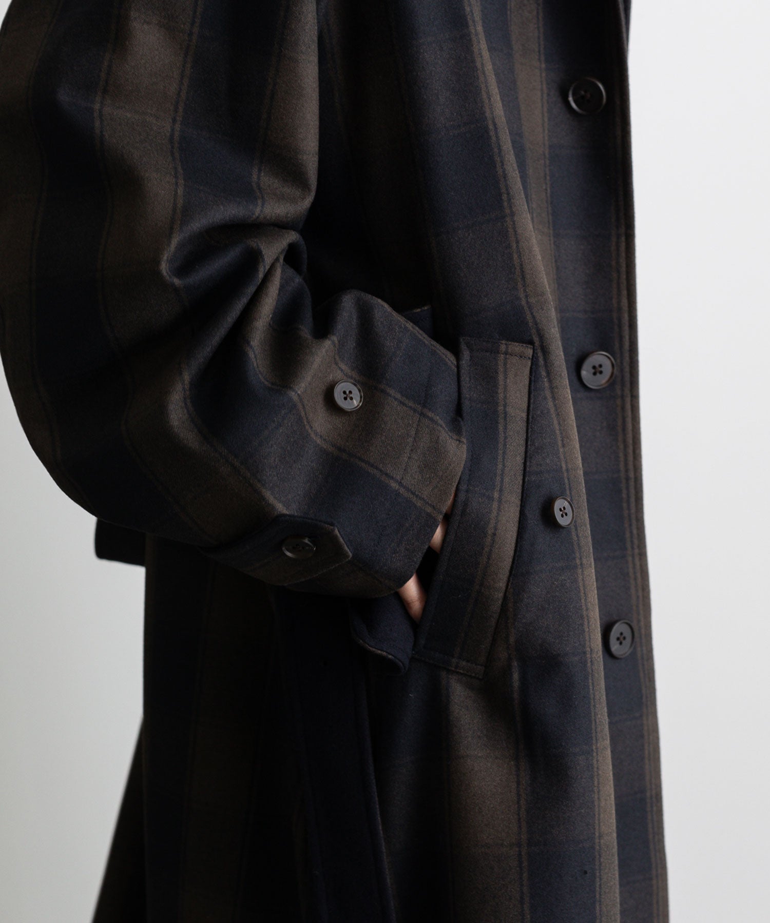 stein】OVERLAPPED BALMACAAN COAT - BLOCK CHECK | 公式通販サイト