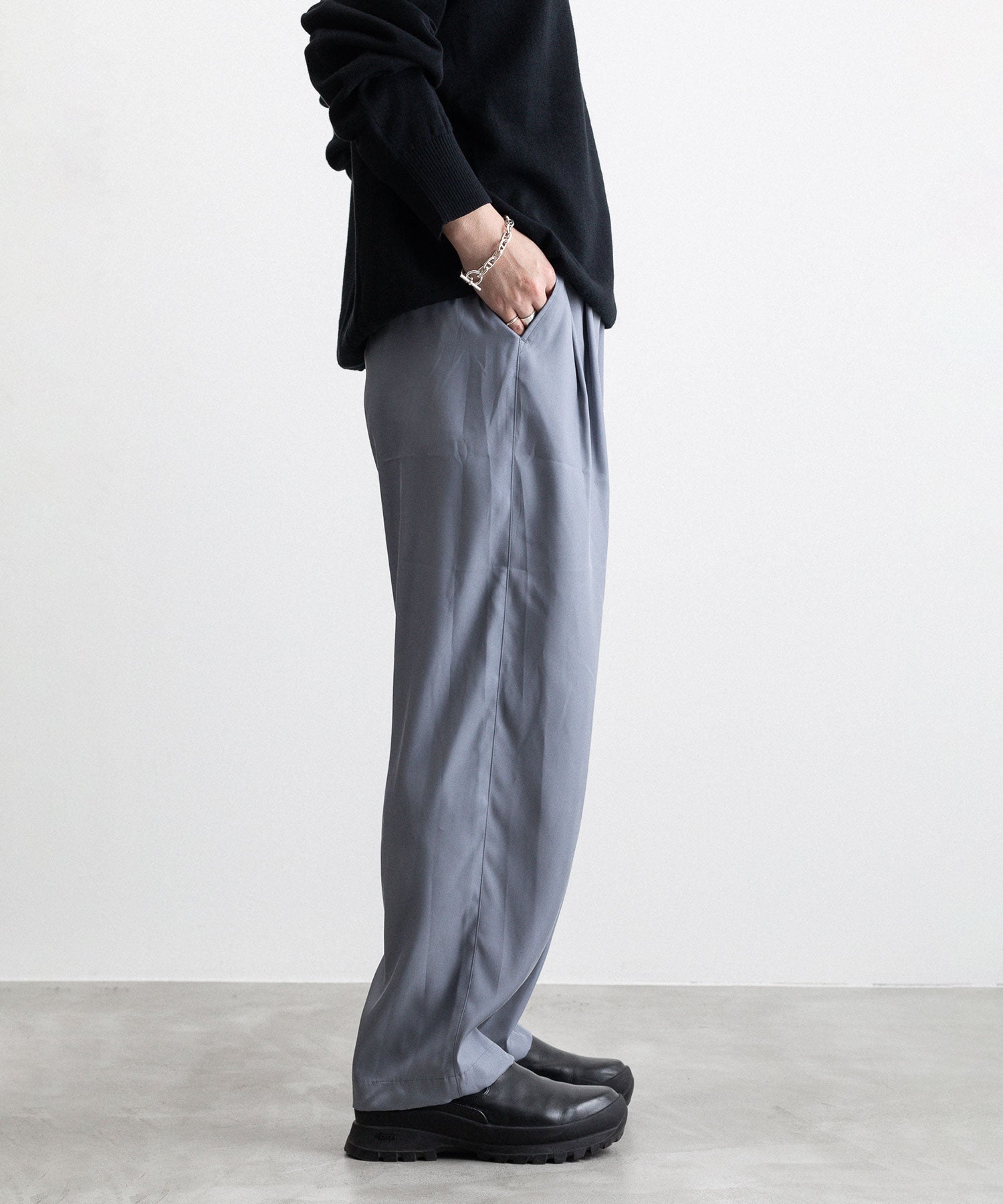 米ロ首脳会談 stein 21ss CUPRO WIDE TROUSERS - パンツ