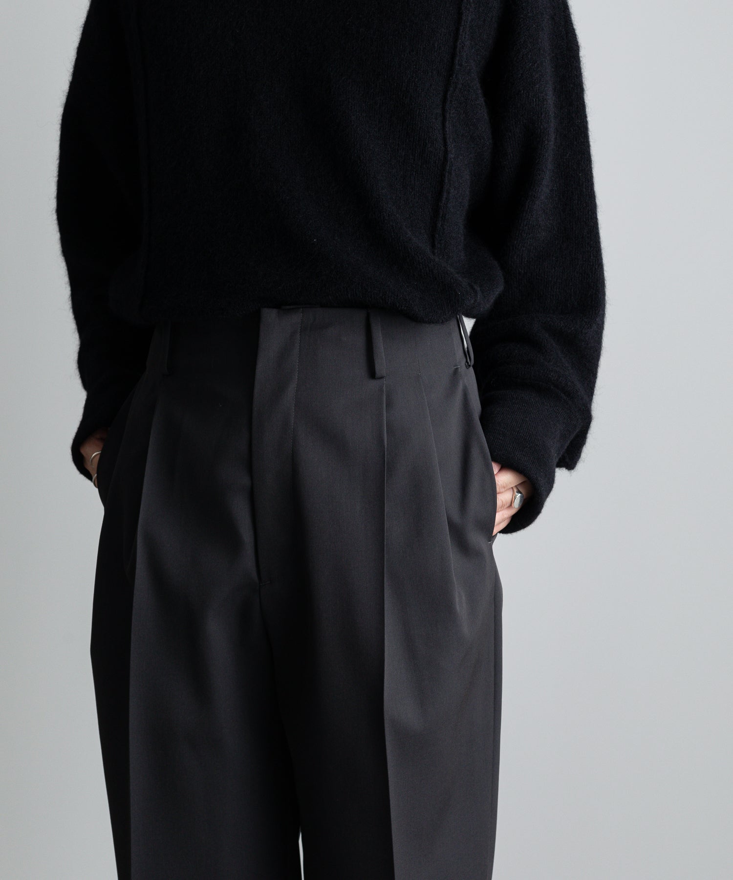 日本オンライン 【美品】22SS stein『BELTLESS WIDE TROUSERS S