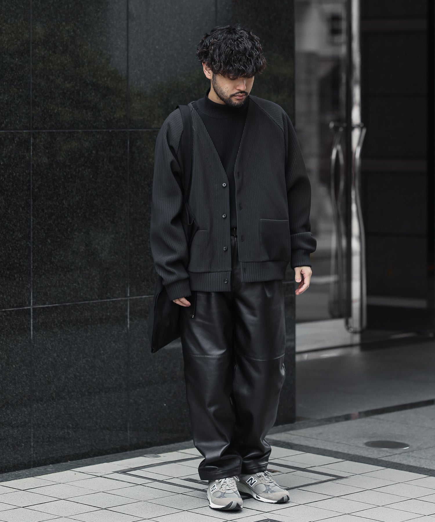 19000円特売モデル 保証1年 stein GRADATION PLEATS KNIT トップス