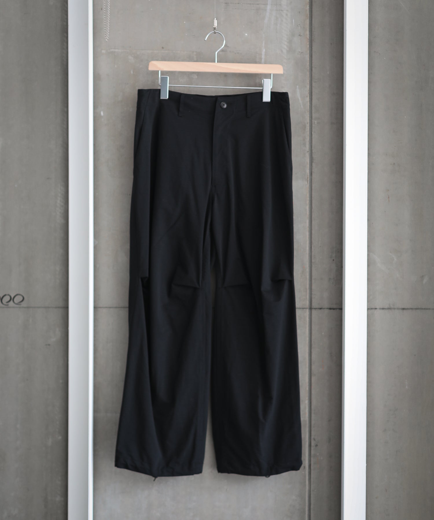 【KANEMASA】TYPEWRITER KNIT TECHNO OVER PANTS - BLACK