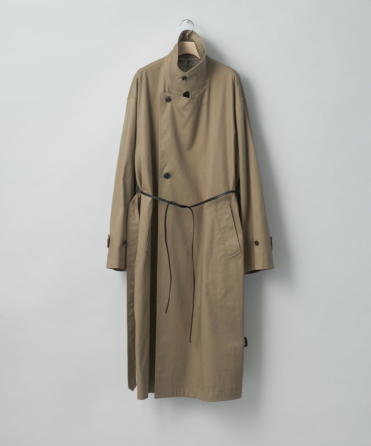 stein】OVERSIZED DOUBLE BREASTED COAT - DARK BEIGE | 公式通販