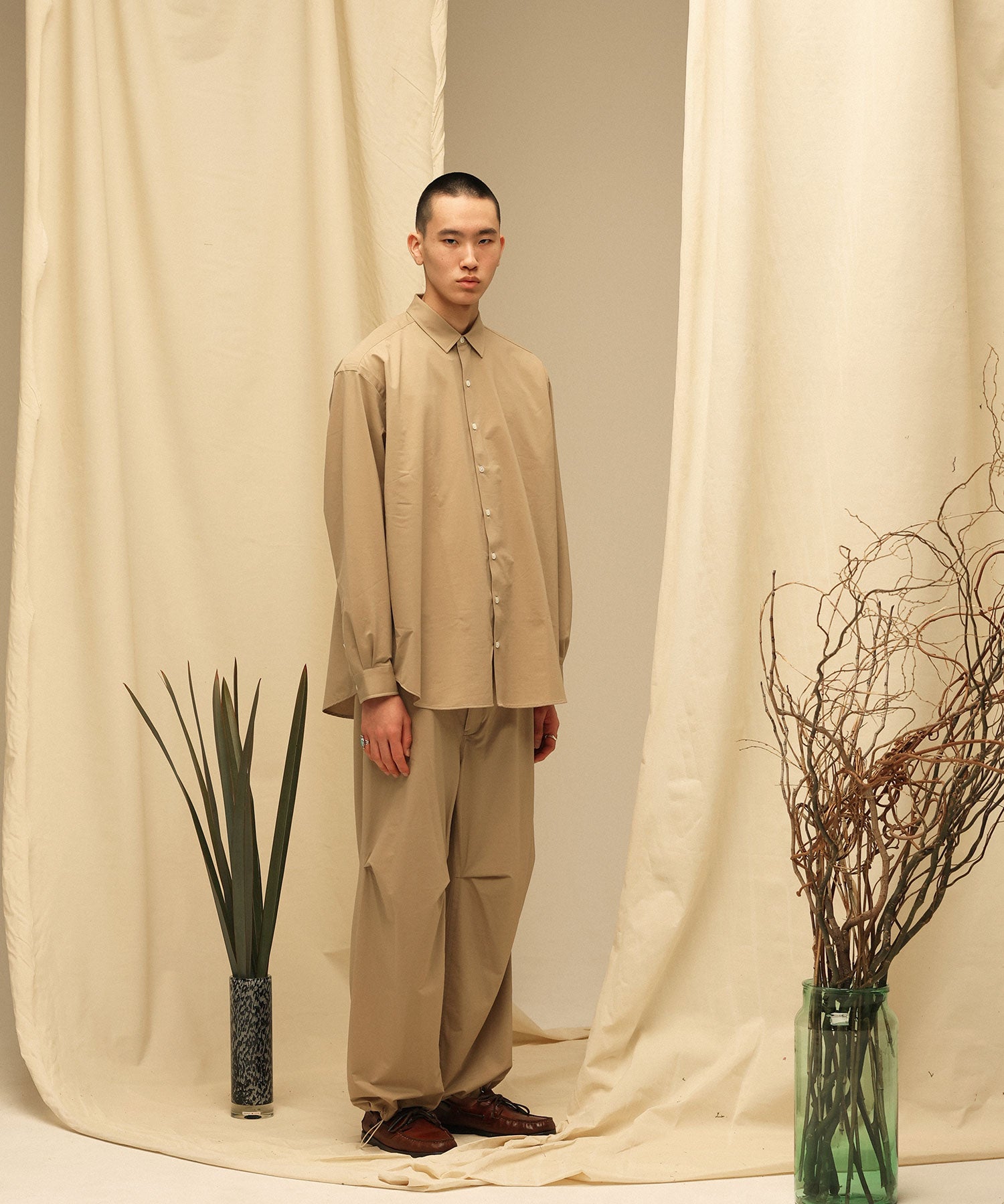 【KANEMASA】TYPEWRITER KNIT TECHNO OVER PANTS - BEIGE