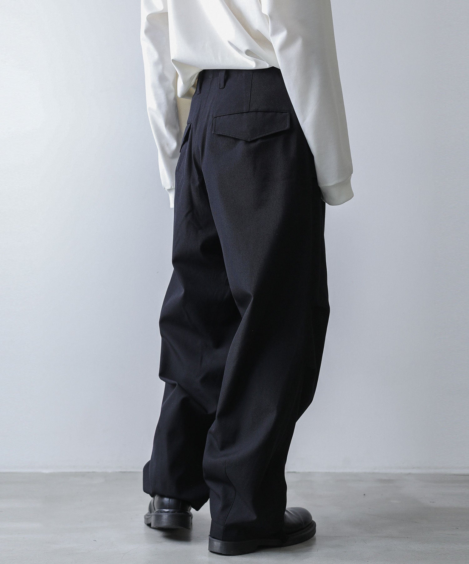 全国宅配無料 Stein 国内発送 シュタイン MILITARY ベージュ TROUSERS