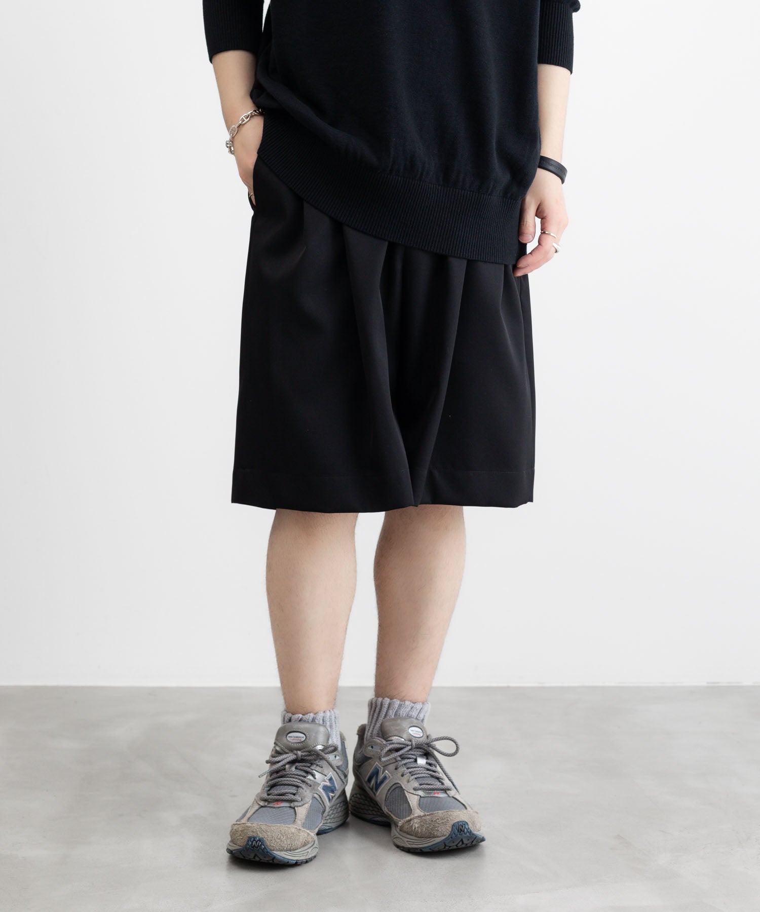 stein / シュタイン】WIDE EASY SHORT TROUSERS - BLACK | 公式通販