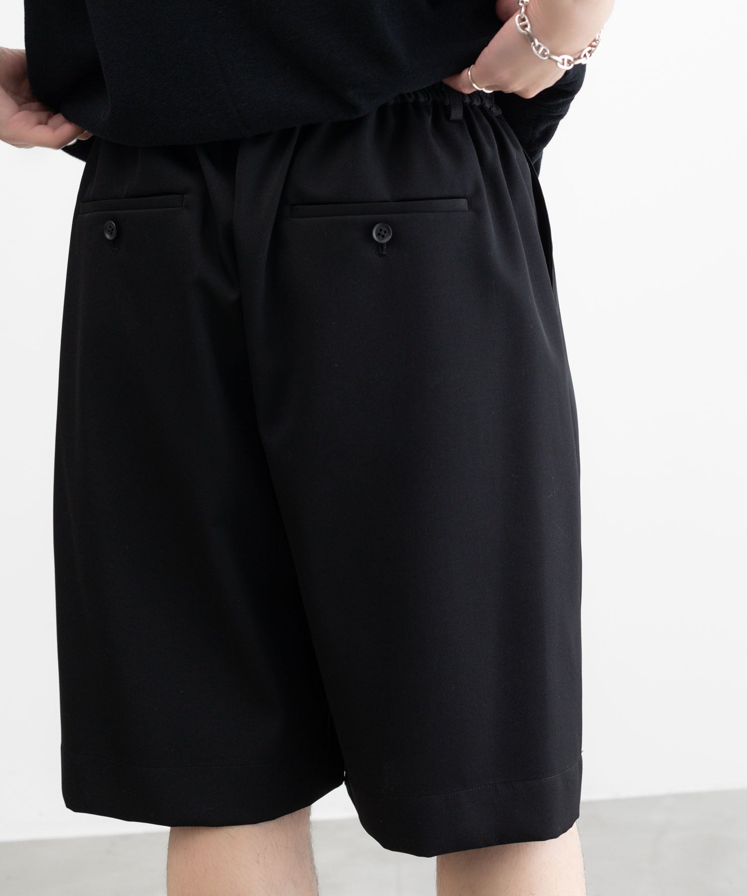 stein / シュタイン】WIDE EASY SHORT TROUSERS - BLACK | 公式通販