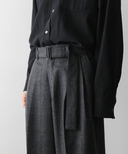 stein】BELTED WIDE STRAIGHT TROUSERS - CHARCOAL CHECK | 公式通販