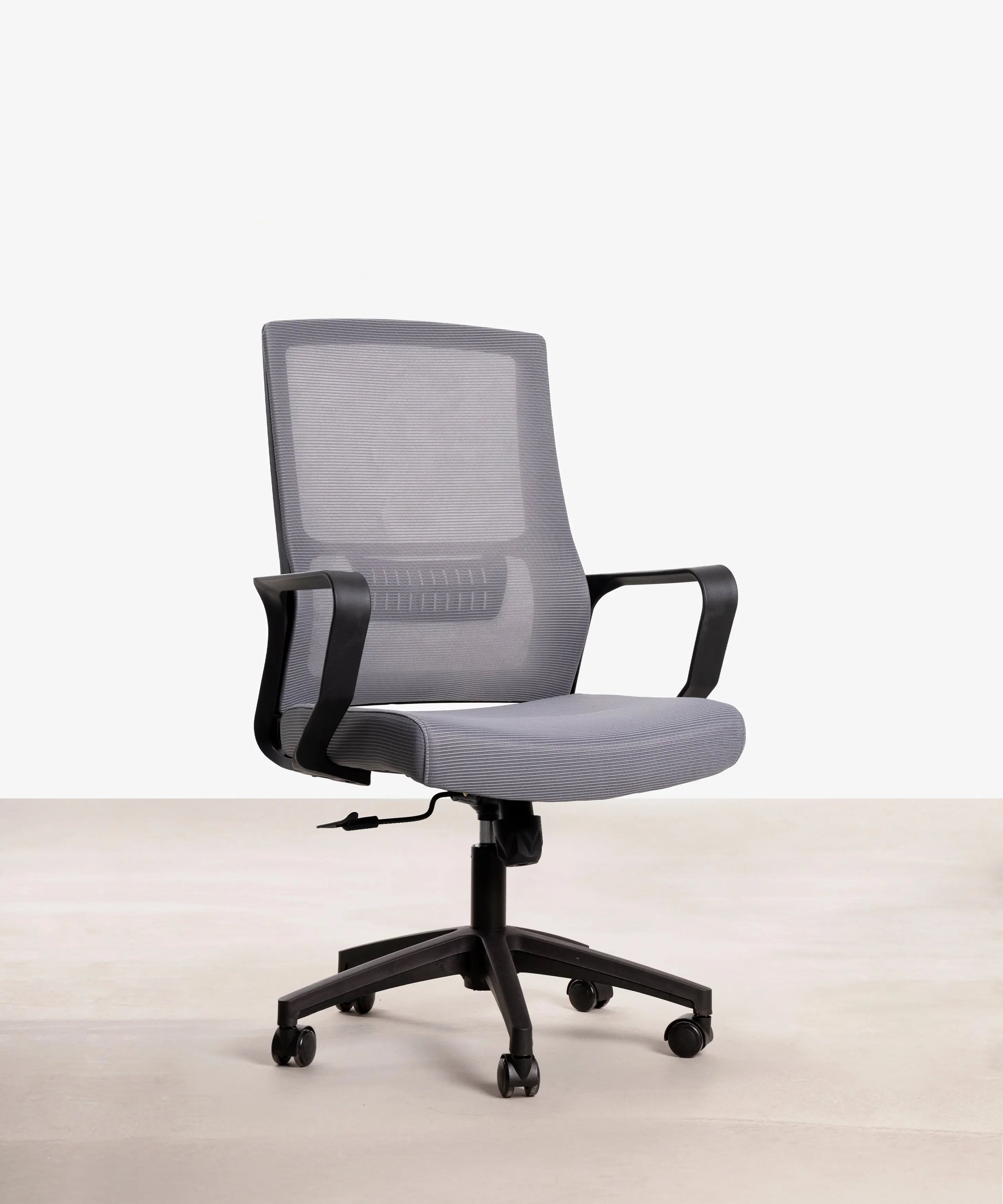 Cómo es una silla de despacho ergonómica? - Foto 1