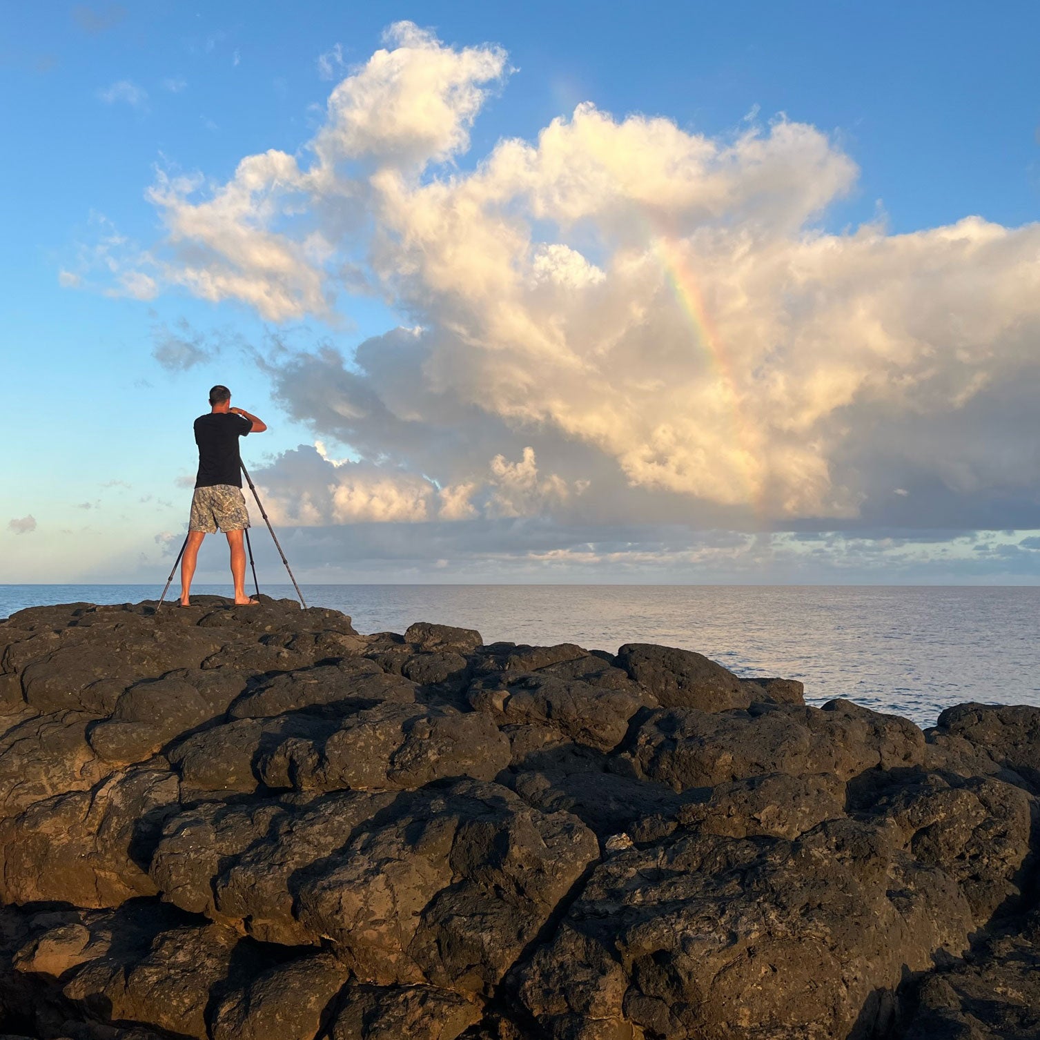 Fine art nature photographer Lars Gesing working on Kauai, Hawaii.