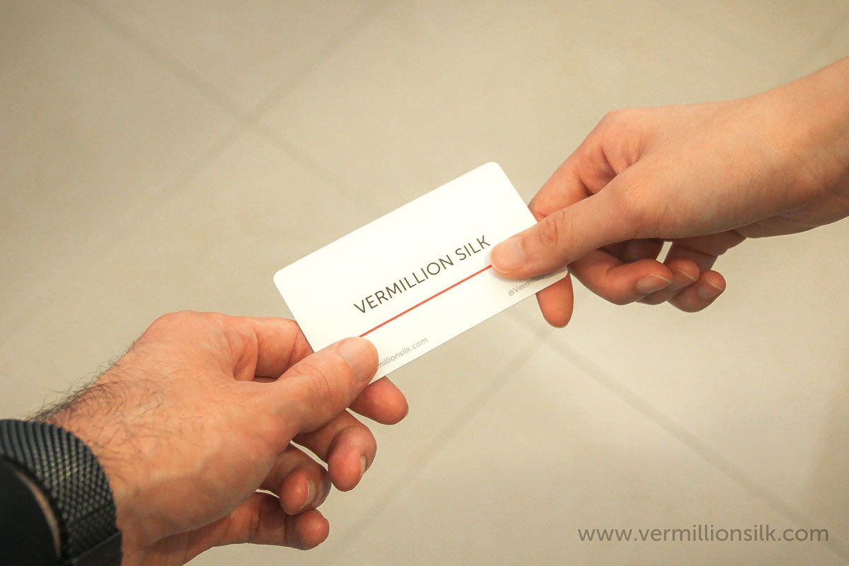 Exchanging a business card photo