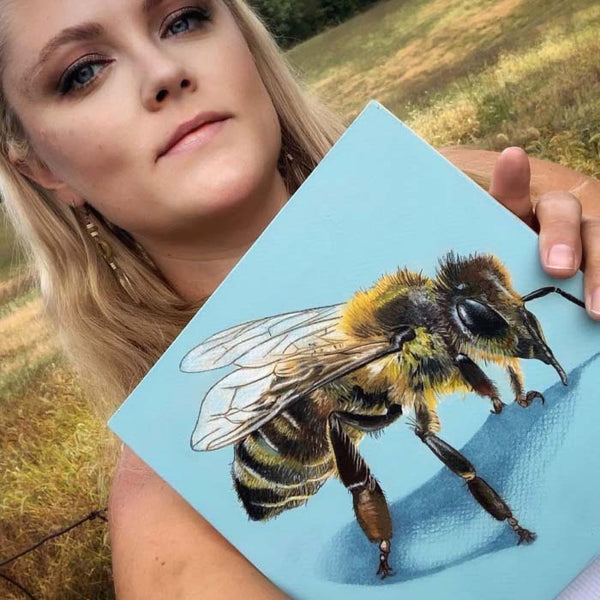 apiary artist lyndsey and honey bee painting