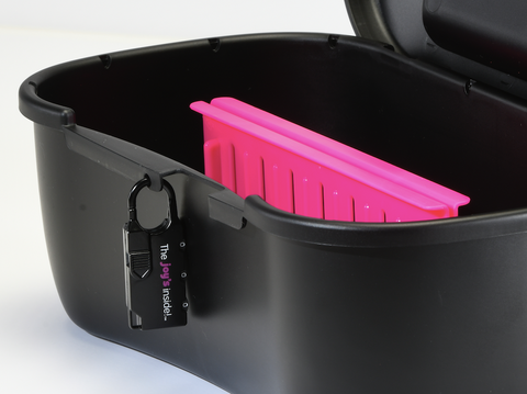 Primer plano: Joyboxx negro + Playtray rosa fuerte