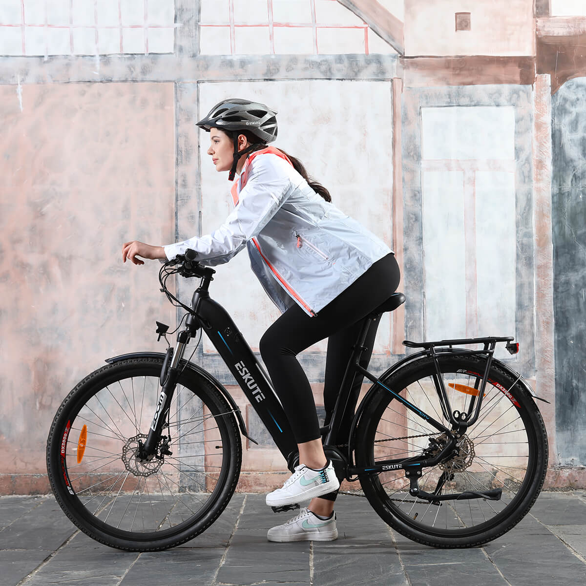 How to Prevent Injuries While Riding Electric Bikes