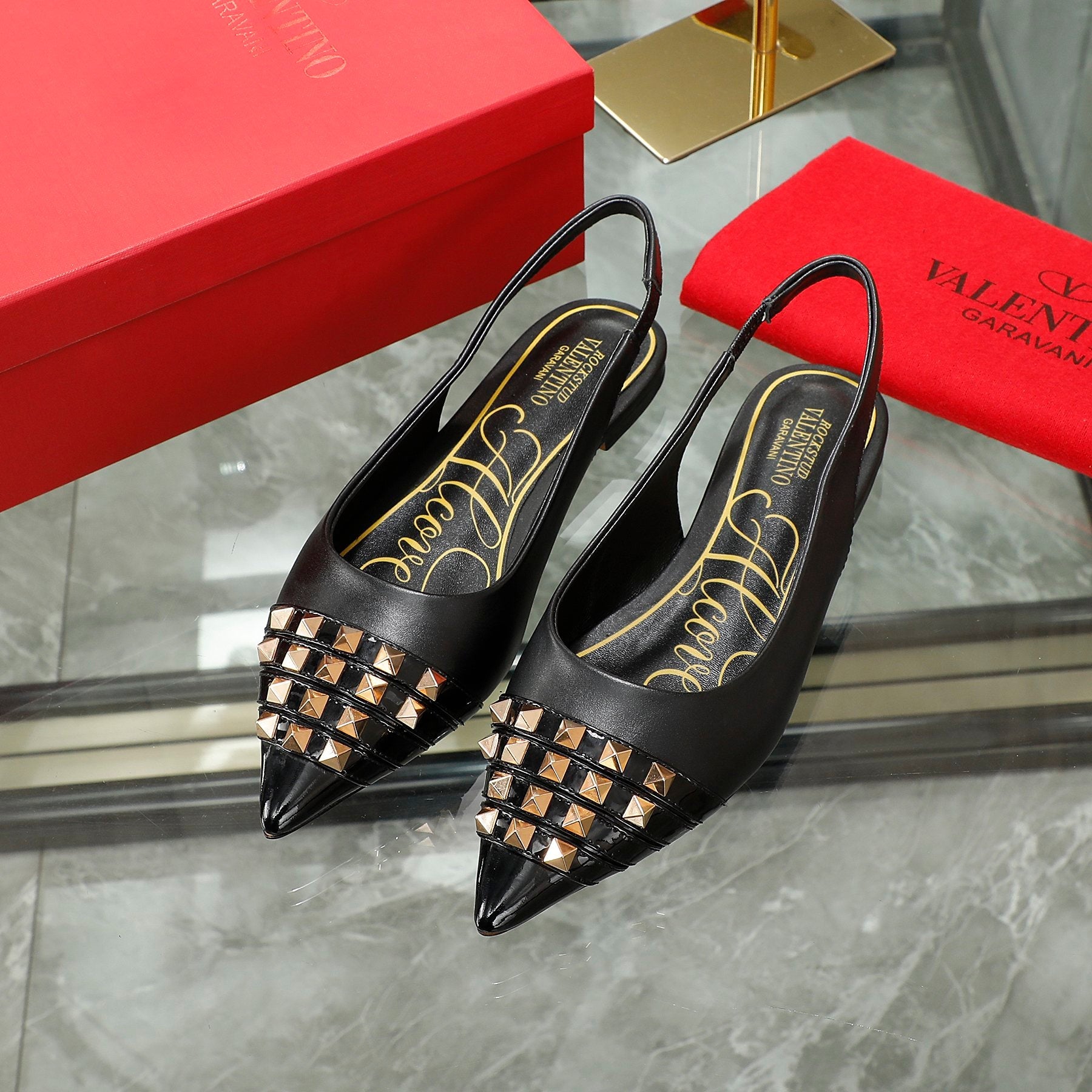Valentino 2022 Fashion Trending Leather Women High Heels Shoes Women Sandals Heel supermaket 63279wk