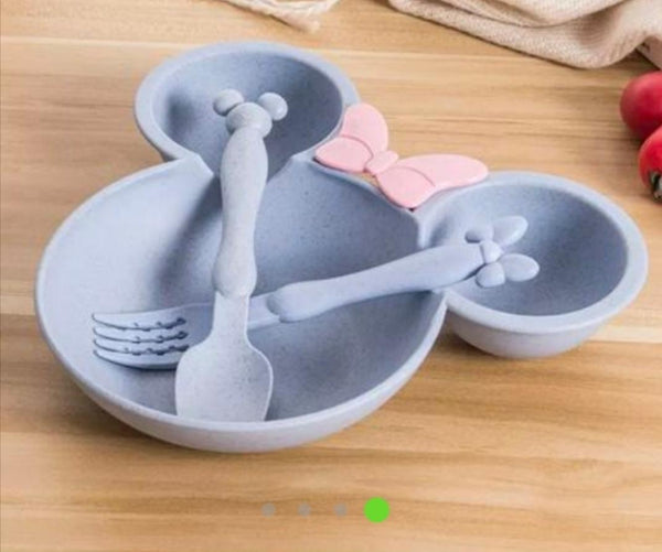 https://cdn.shopify.com/s/files/1/0520/4797/0467/products/bluegreyminniemickeymouseplateandcutlerysetsonline_grande.jpg?v=1628712605