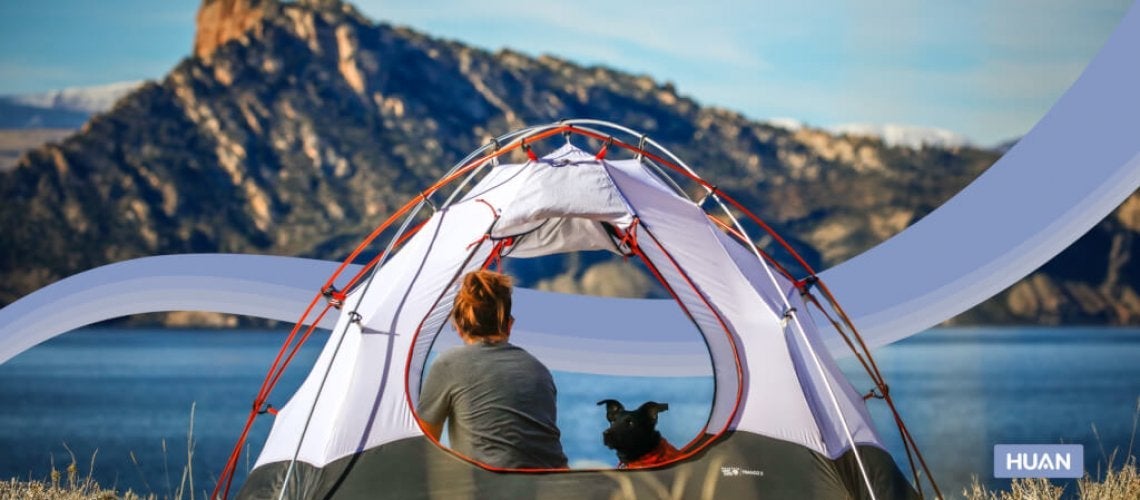 can dogs sleep in a tent