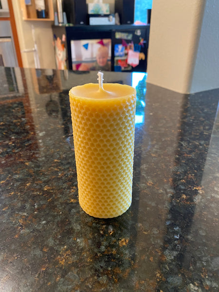 100% Pure Beeswax Candles Handmade 4x3 Inches Round Pillar Natural — AUSTIN  HONEY COMPANY