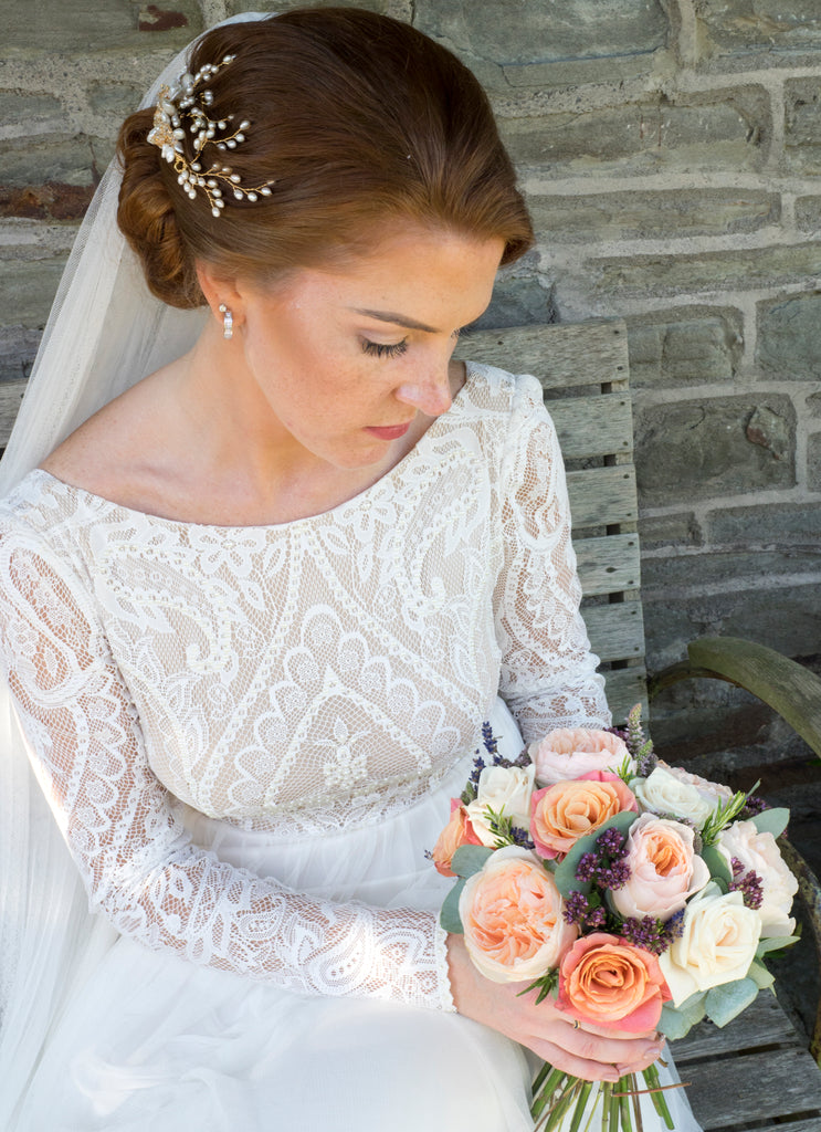 Real Bride Madeleine wearing Laurel/Florrie Hairpiece