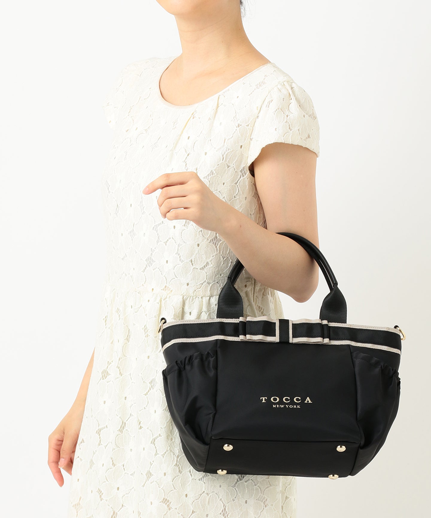 売切り特価 TOCCA トートバッグ バッグ DUAL RIBBON NYLON TOTE M