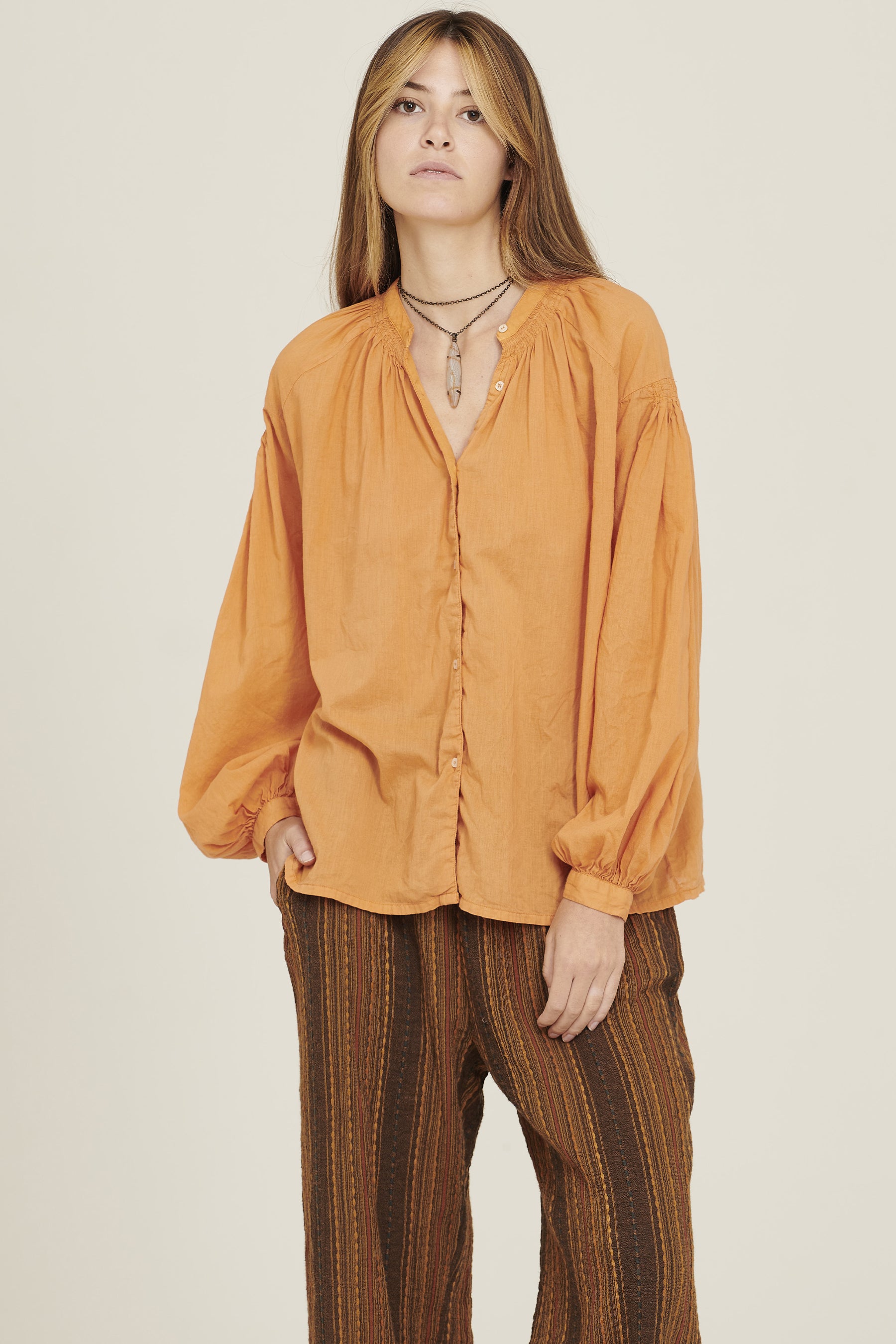 MIRIAM - Blusa oversize in cotone organico, colore arancione e fantasia Voile