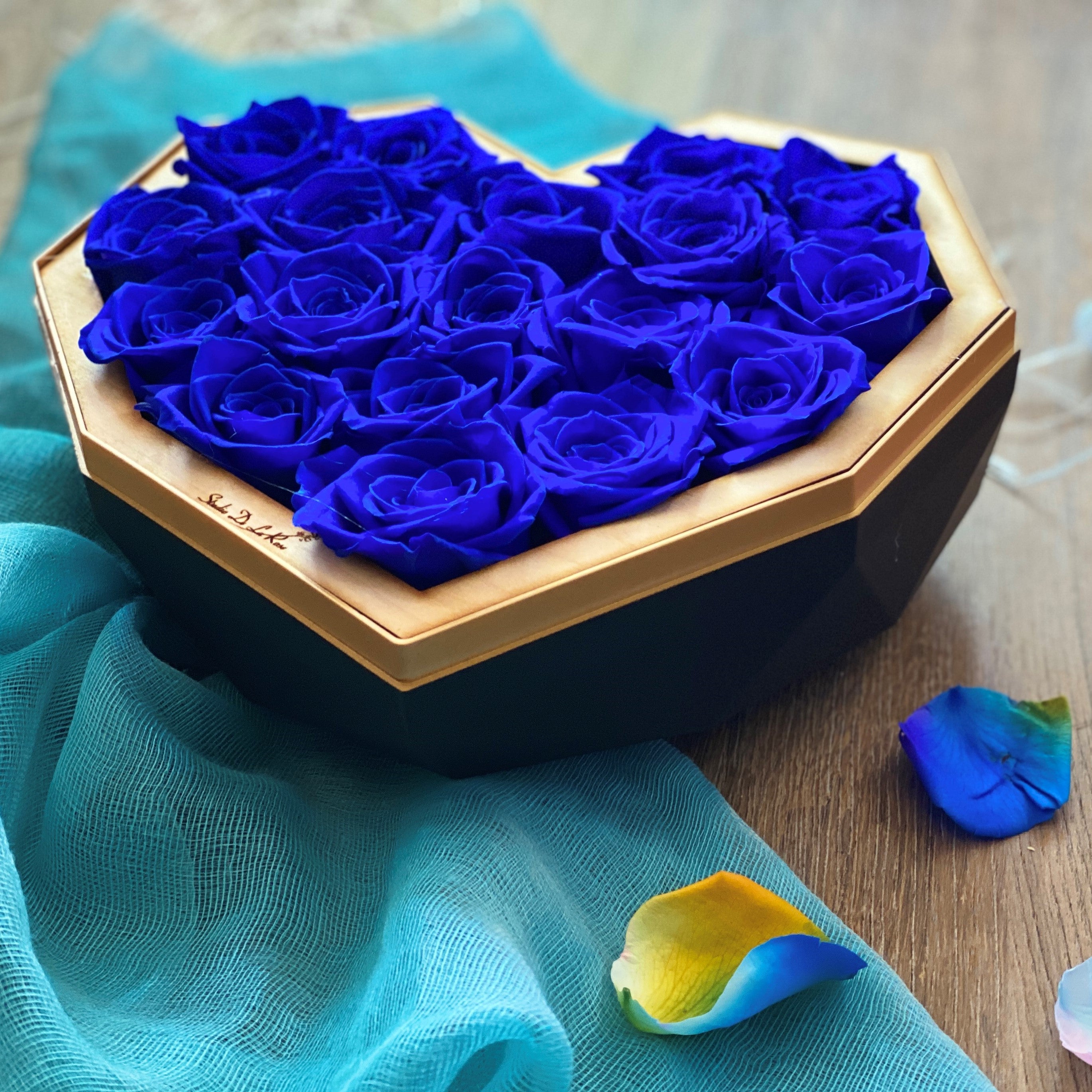 Diamond Heart Blue Roses