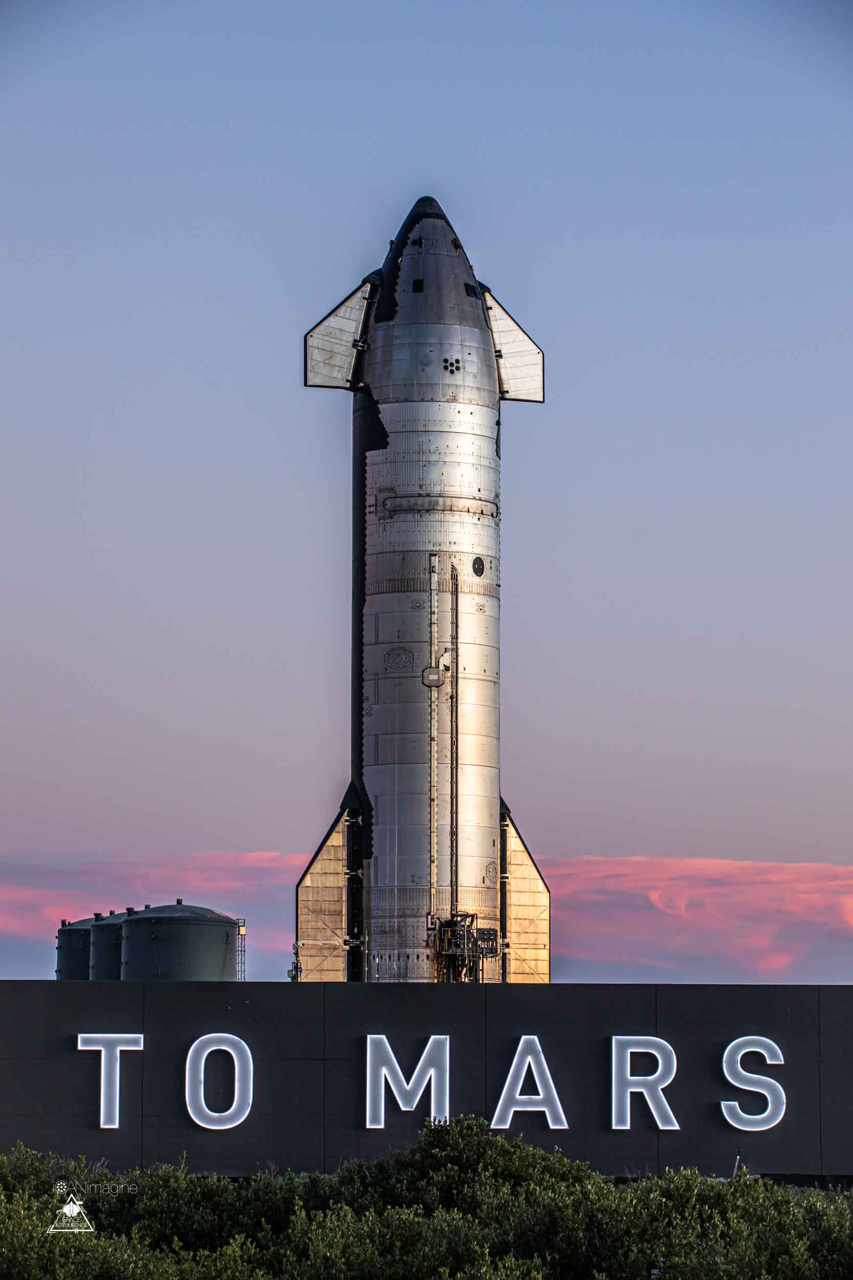 A Starship sits behind the "To Mars" sign.