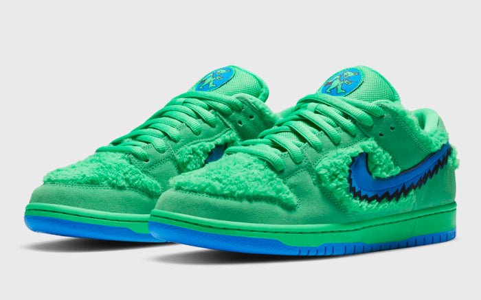 sb dunk low grateful dead green