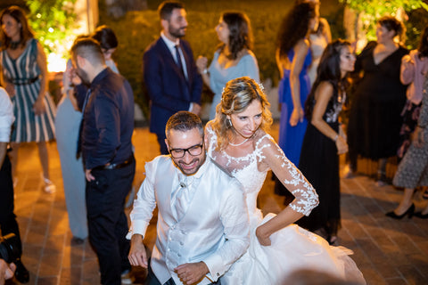 first dance when married. newlyweds. Italian wedding in Tuscany