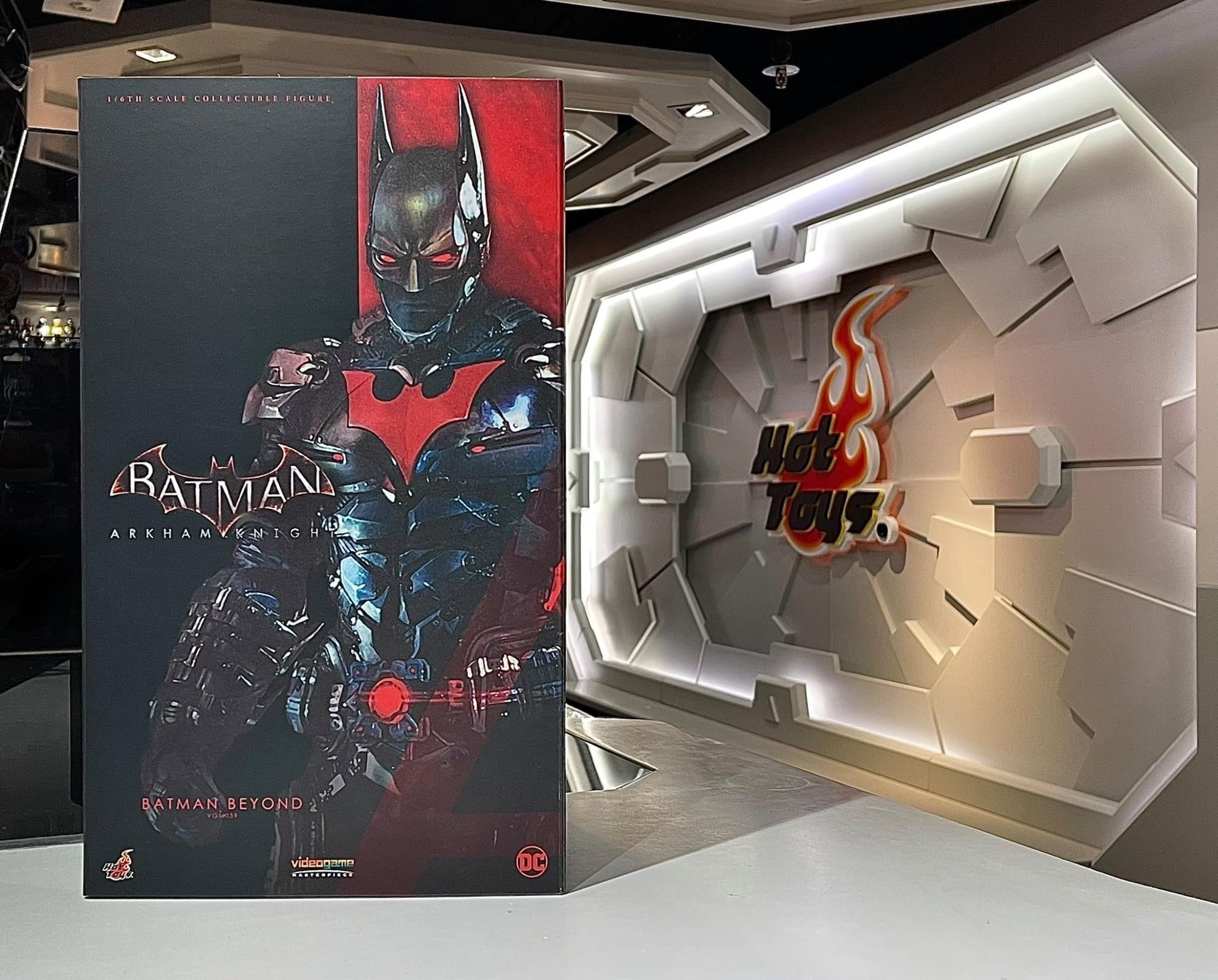 Hot Toys Arkham Knight Batman Beyond VGM39 – INLC Toys