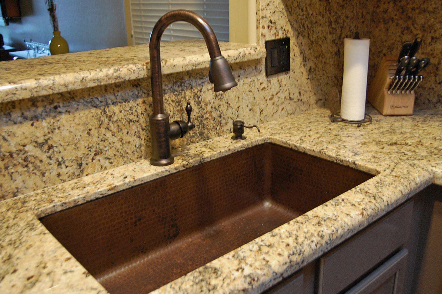 Hammered Copper Single Basin Kitchen Sink Kitchen Sink Premier Copper Products 435960 5bb432db Cbfc 4c33 B0d3 Ca027e82c0c2 ?v=1649181515