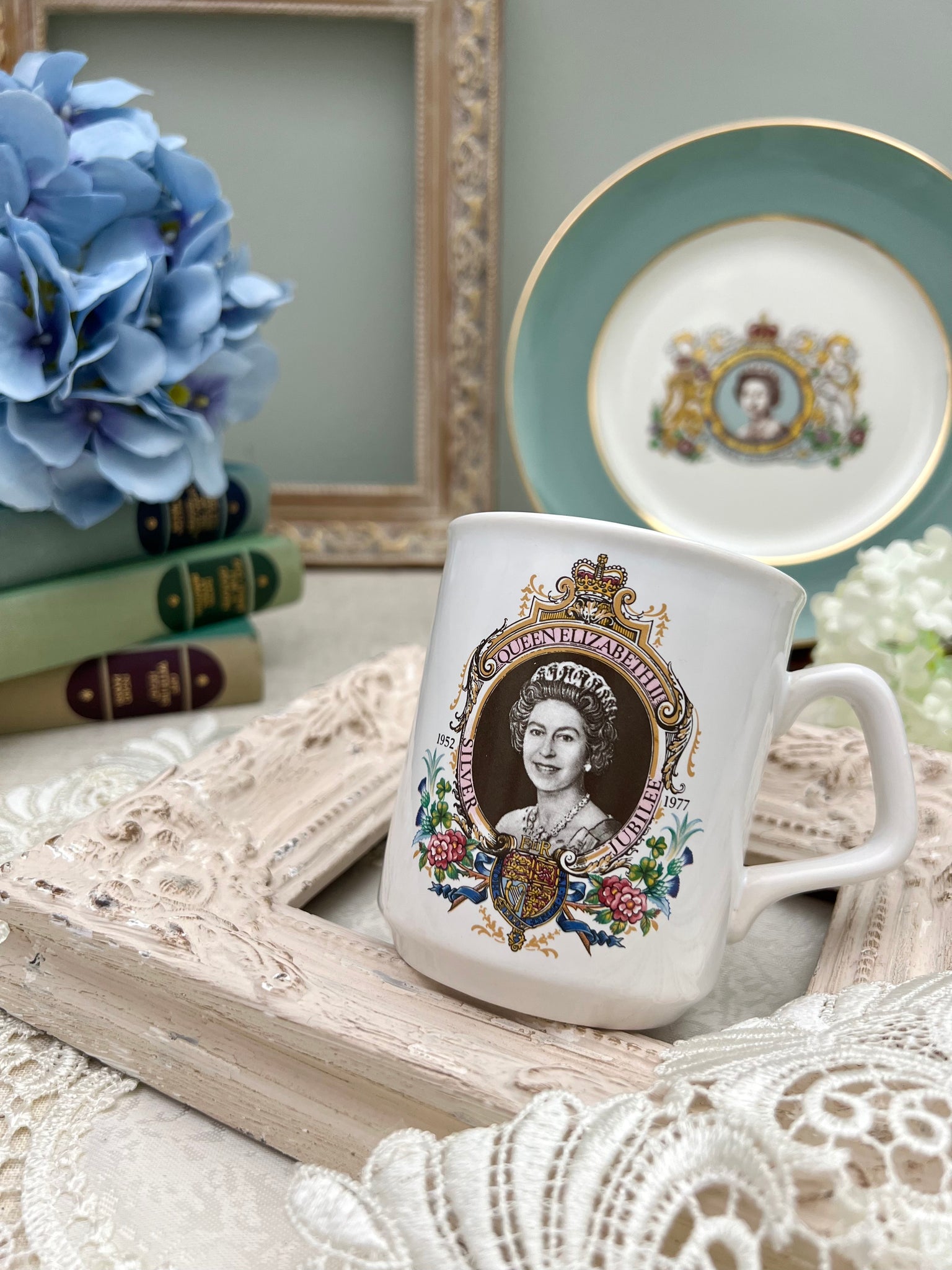 人気沸騰 1953年 エリザベス女王コロネーションマグカップ 戴冠式 記念 